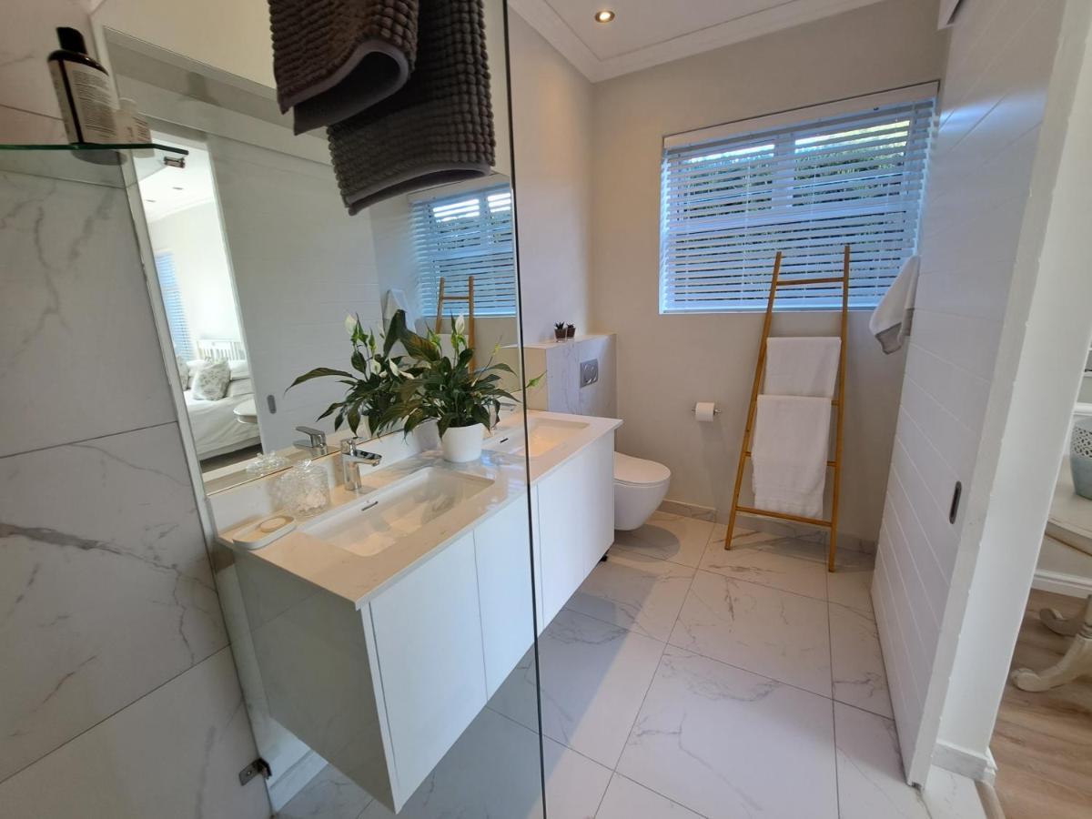 Knysna Private Estate Lagoon - Garden Apartments- Secure Estate ภายนอก รูปภาพ