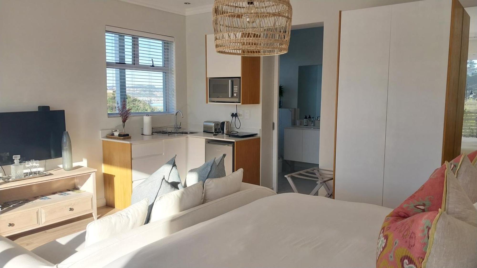 Knysna Private Estate Lagoon - Garden Apartments- Secure Estate ภายนอก รูปภาพ
